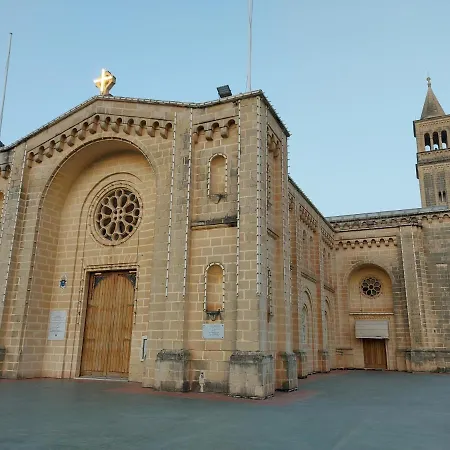 Lejlighed Gizimina In Marsascala Malta Few Minutes Away To The *